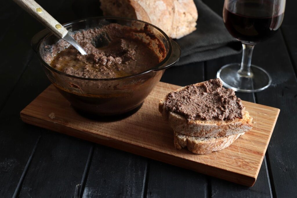 Crostino toscano con paté di fegatini